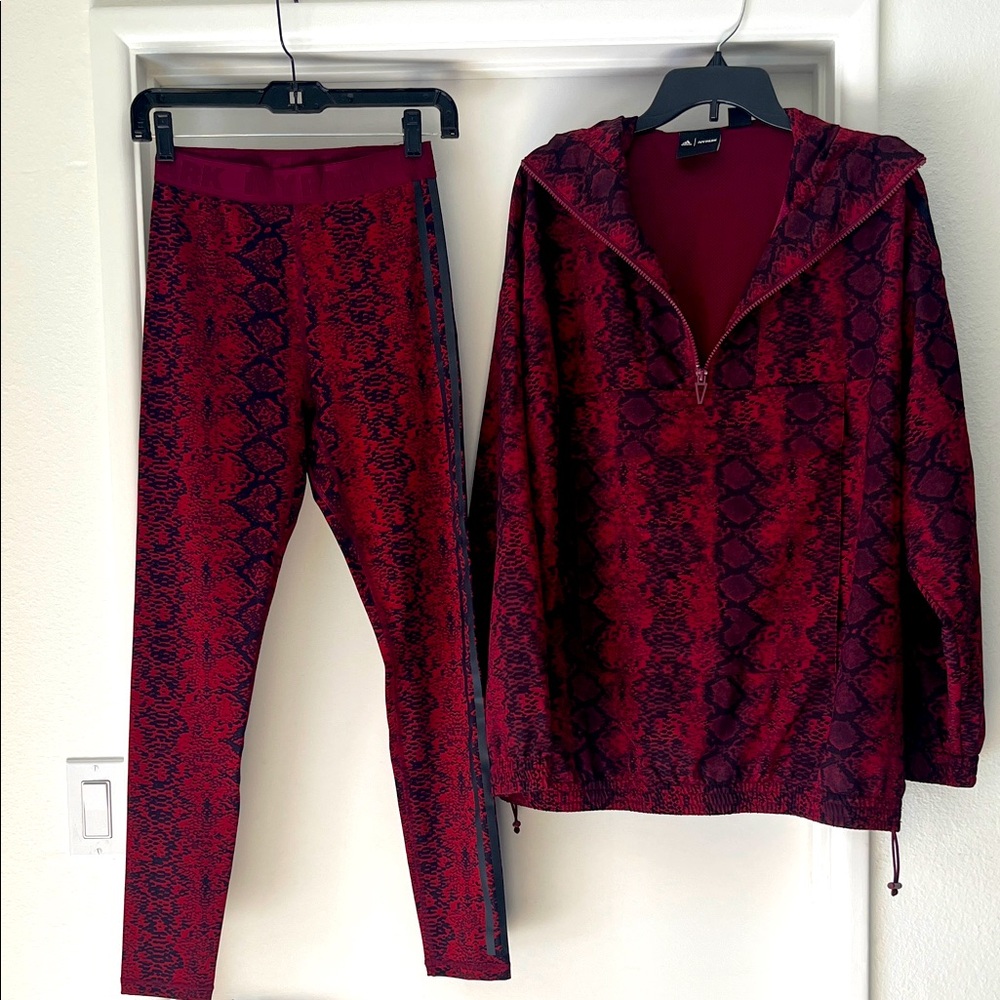 Adidas Ivy Park designer set